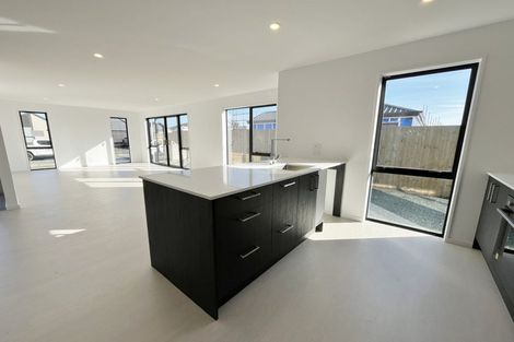 Photo of property in 30 Llew Summers Street, Belfast, 8051