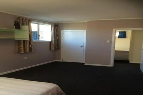 Photo of property in 16 Towai Street, Inglewood, 4330