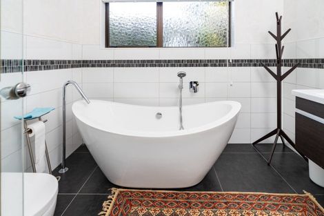 Photo of property in 17 Butavas Street, Khandallah, Wellington, 6035