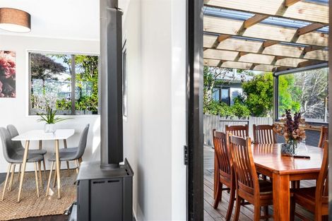 Photo of property in 24 Hassan Drive, Massey, Auckland, 0614