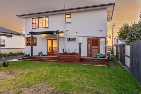 Photo of property in 62 Meeanee Quay, Westshore, Napier, 4110