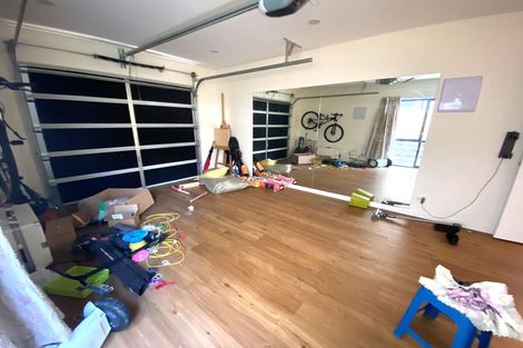 Photo of property in 4a Priestley Drive, Bucklands Beach, Auckland, 2014