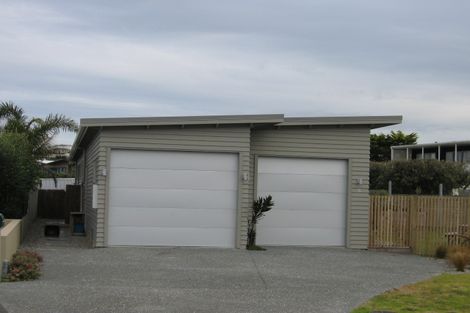 Photo of property in 10 The Southern Isle, Omaha, 0986