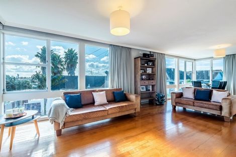 Photo of property in 1/9 Kawerau Avenue, Devonport, Auckland, 0624