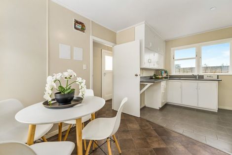 Photo of property in 46b Kaimanawa Street, Kelvin Grove, Palmerston North, 4414