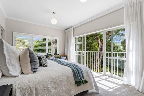 Photo of property in 6 Puriri Boulevard, Orewa, 0931