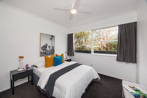 Photo of property in 36 Winston Avenue, Hokowhitu, Palmerston North, 4410