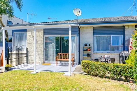 Photo of property in 2/77 Goulstone Road, Whakatane, 3120
