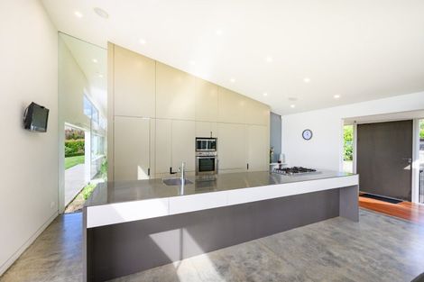 Photo of property in 17 Oram Drive, Turitea, Palmerston North, 4472