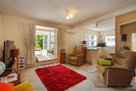 Photo of property in 15 Laurelwood Avenue, Pukekohe, 2120