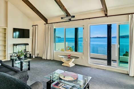 Photo of property in 5 Rangiuru Road, Mahina Bay, Lower Hutt, 5013