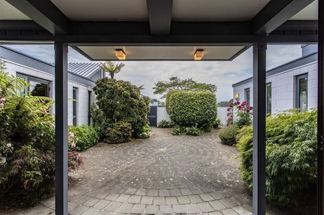 Photo of property in 19 Kent Lodge Avenue, Avonhead, Christchurch, 8042