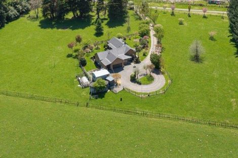 Photo of property in 48 Piripiri Road, Apiti, 4884