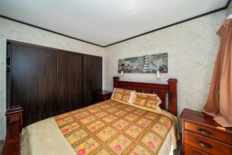 Photo of property in 162 Heta Road, Highlands Park, New Plymouth, 4312