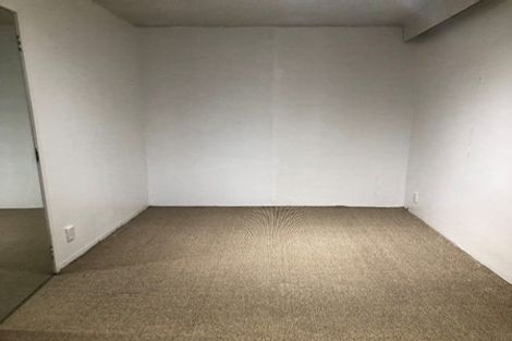 Photo of property in 66b Clovelly Road, Bucklands Beach, Auckland, 2012