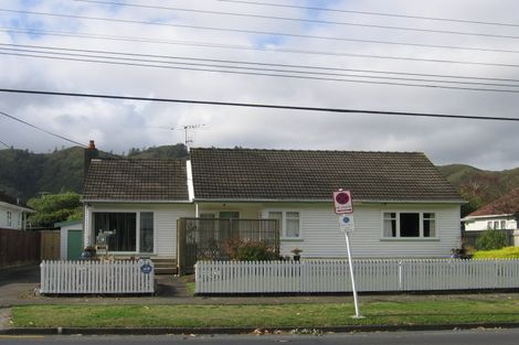 Photo of property in 996 Taita Drive, Taita, Lower Hutt, 5011
