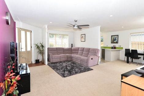 Photo of property in 3 Surrey Lane, Glenview, Hamilton, 3206