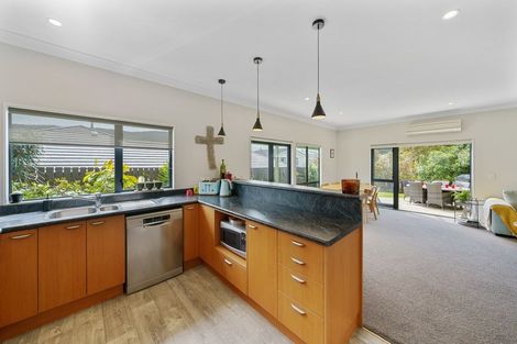 Photo of property in 7u3 Court Road, Tawa, Wellington, 5028