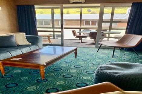 Photo of property in 40 Maunganui Road, Mount Maunganui, 3116