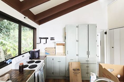 Photo of property in 27 Burns Road, Hospital Hill, Napier, 4110