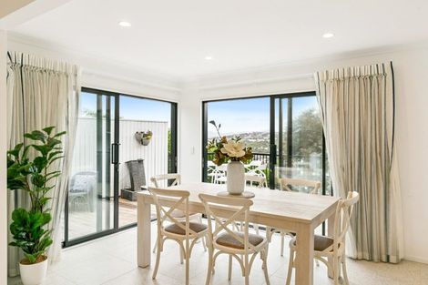 Photo of property in 93a Townsend Road, Miramar, Wellington, 6022