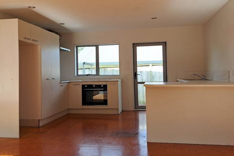 Photo of property in 3 Mildmay Road, Henderson, Auckland, 0610
