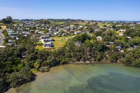 Photo of property in 8 Wendy Hood Way, Snells Beach, 0920