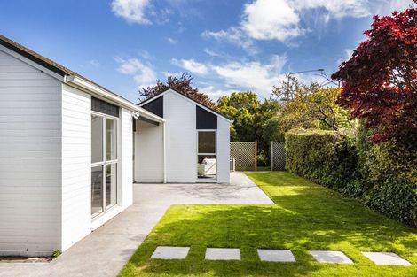 Photo of property in 34 Greers Road, Burnside, Christchurch, 8041