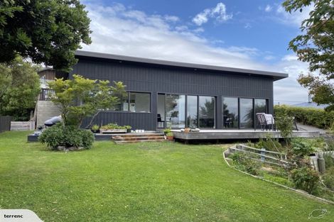 Photo of property in 5 Te Awakura Terrace, Mount Pleasant, Christchurch, 8081