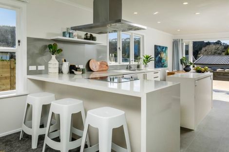 Photo of property in 6 Gumdiggers Lane, Riverhead, 0820