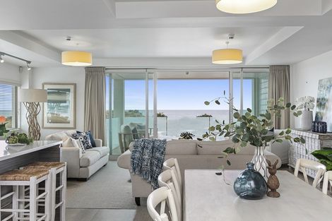 Photo of property in 154 Marine Parade, Mount Maunganui, 3116
