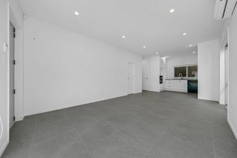 Photo of property in 9 Edgerton Road, Te Atatu Peninsula, Auckland, 0610