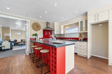 Photo of property in 6 Queen Street, Cambridge, 3434