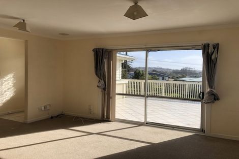Photo of property in 9 Statesman Street, Henderson, Auckland, 0612