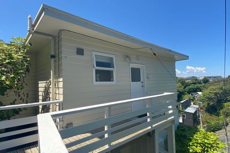 Photo of property in 12f2 Norna Crescent, Kelburn, Wellington, 6012