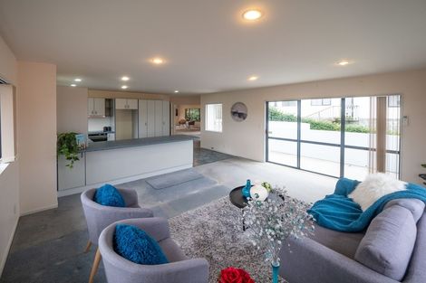 Photo of property in 1 Radstock Grove, Churton Park, Wellington, 6037