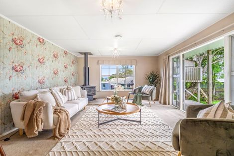 Photo of property in 9 Walnut Place, Owhata, Rotorua, 3010