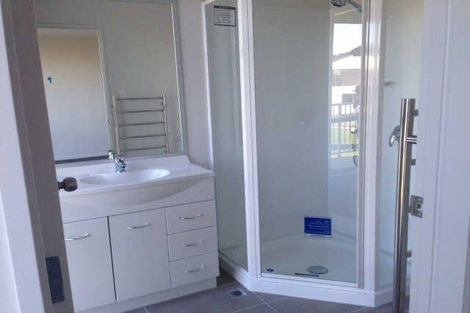 Photo of property in 57 Phar Lap Crescent, Takanini, 2112