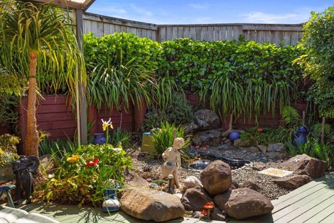 Photo of property in 5 Kirtle Close, Pyes Pa, Tauranga, 3112