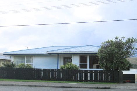 Photo of property in 44 Mark Avenue, Paparangi, Wellington, 6037