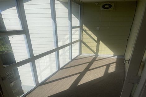 Photo of property in 84a Creswick Terrace, Northland, Wellington, 6012