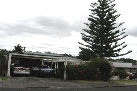 Photo of property in 10 Lanigan Street, Birkdale, Auckland, 0626