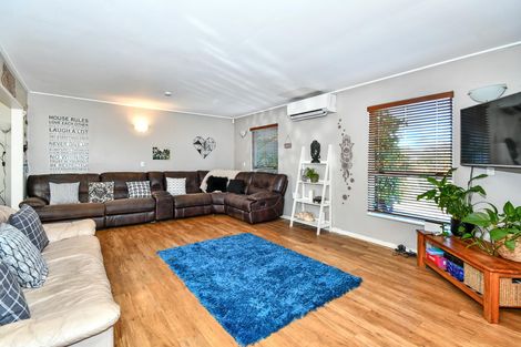 Photo of property in 24 Magnolia Avenue, Opaheke, Papakura, 2113