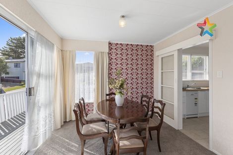 Photo of property in 5 Timaru Grove, Kelson, Lower Hutt, 5010