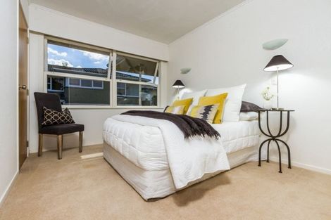 Photo of property in 6 Northgrove Avenue, Hillcrest, Auckland, 0627