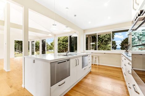 Photo of property in 28 Schooner Avenue, Snells Beach, 0920