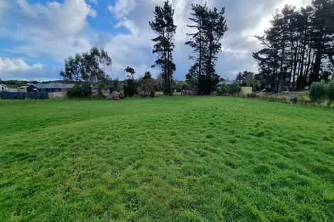 Photo of property in 14 Ochail Way, Otatara, 9879