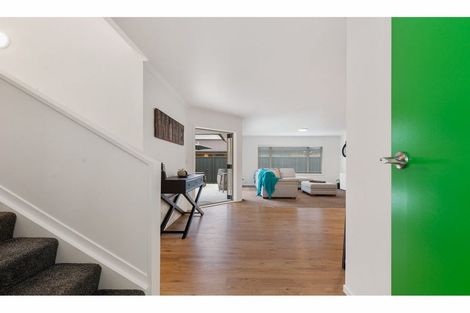 Photo of property in 33/64 Kawaha Point Road, Kawaha Point, Rotorua, 3010