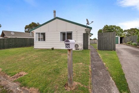 Photo of property in 105 Hillcrest Drive, Kelvin Grove, Palmerston North, 4414