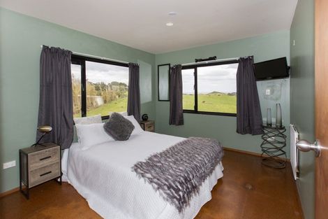 Photo of property in 106 Rehutai Road, Baylys Beach, Dargaville, 0377